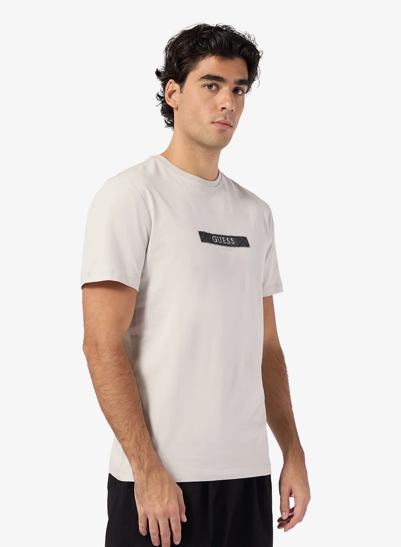 GUESS Crew Neck Short Sleeve Logo Box Tee