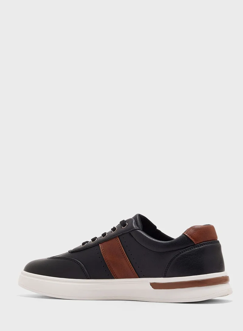 Robert Wood Smart Sneakers