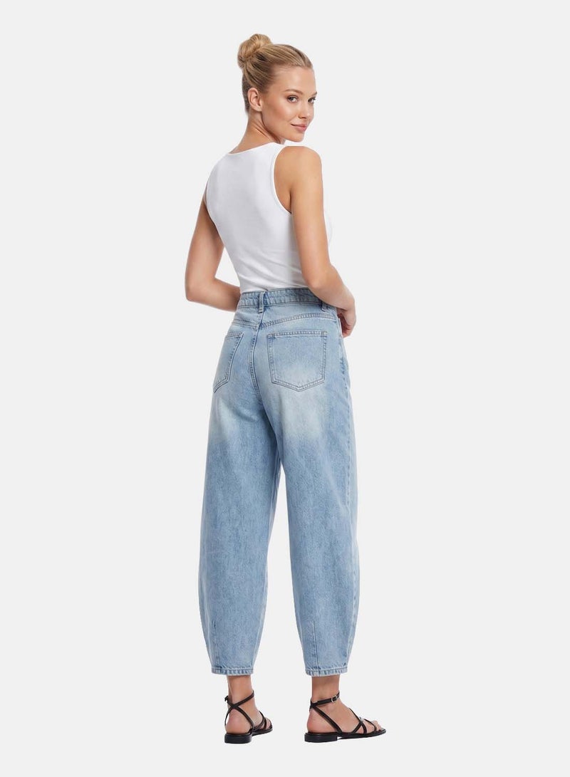 FOREVER 21 Curved Barrel-Leg Denim Jeans, Light Wash - Image 2