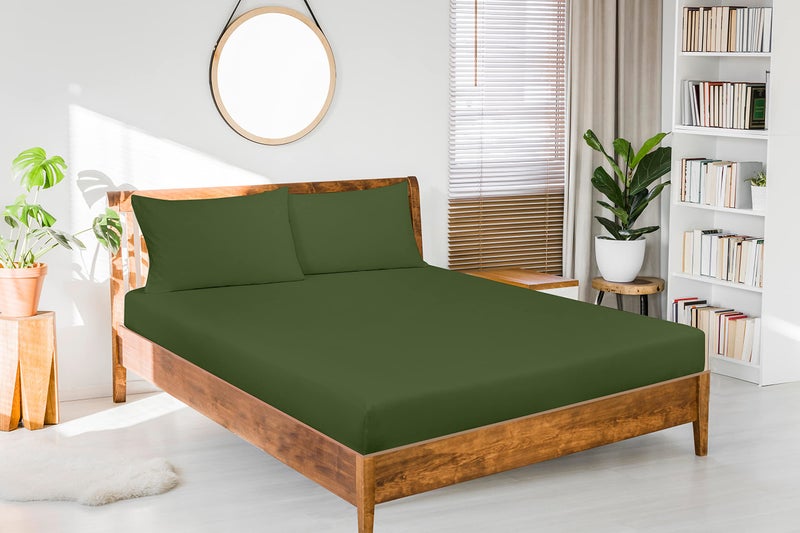 Royale Linens Fitted Sheet California King - Hotel Quality -1800 Wrinkle & Fade Resistant - Bottom Sheet - Deep Pocket Stretches Up to 16"" - Fitted Sheet Only - Elastic Sheet (King Cal  Hunter Green) - Image 4