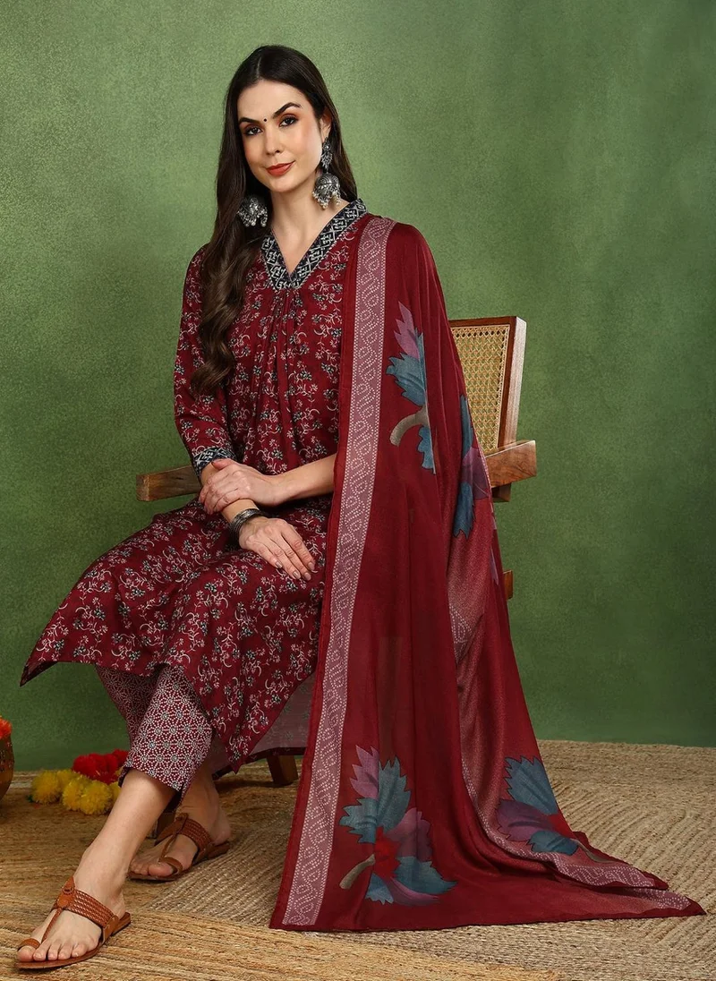 زيري سوق Maroon Rayon Blend Floral Printed Straight 3-Piece Suit Set