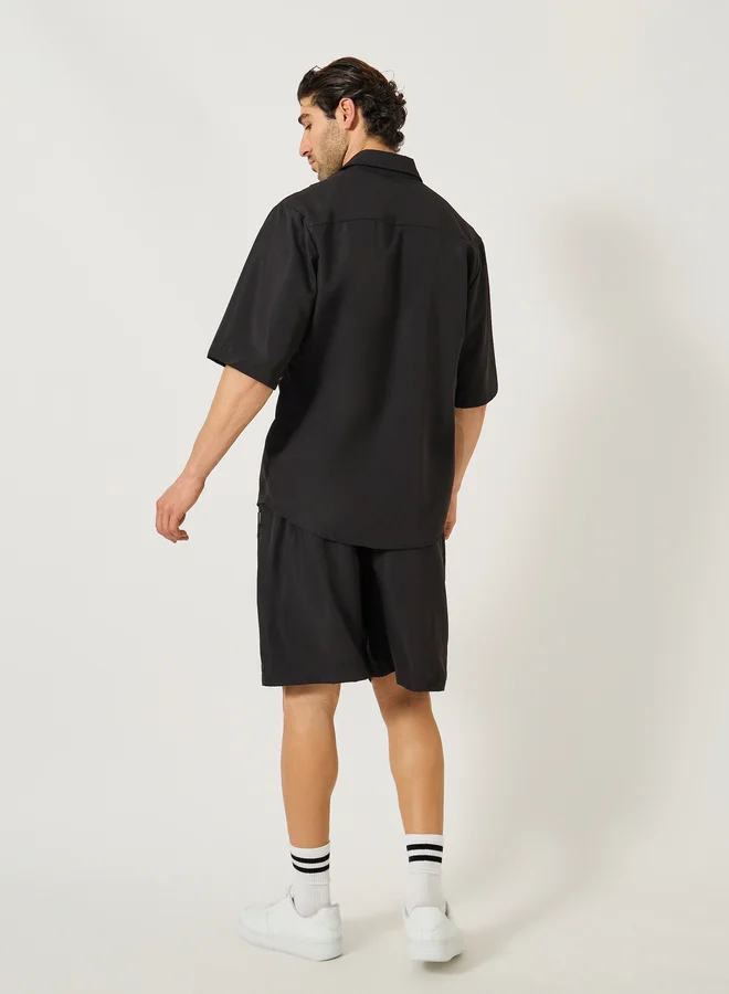 ستايلي Solid Oversized Shirt and Shorts Co-Ords Set