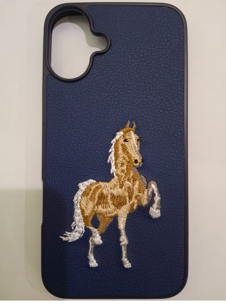 كيس جراب هاتف مضاد للصدمات بتصميم تطريز حصان لهاتف آيفون 16 بلس باللون الازرق - Image 1