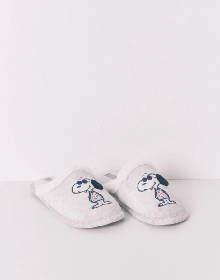 women'secret Dark Grey Snoopy Slippers