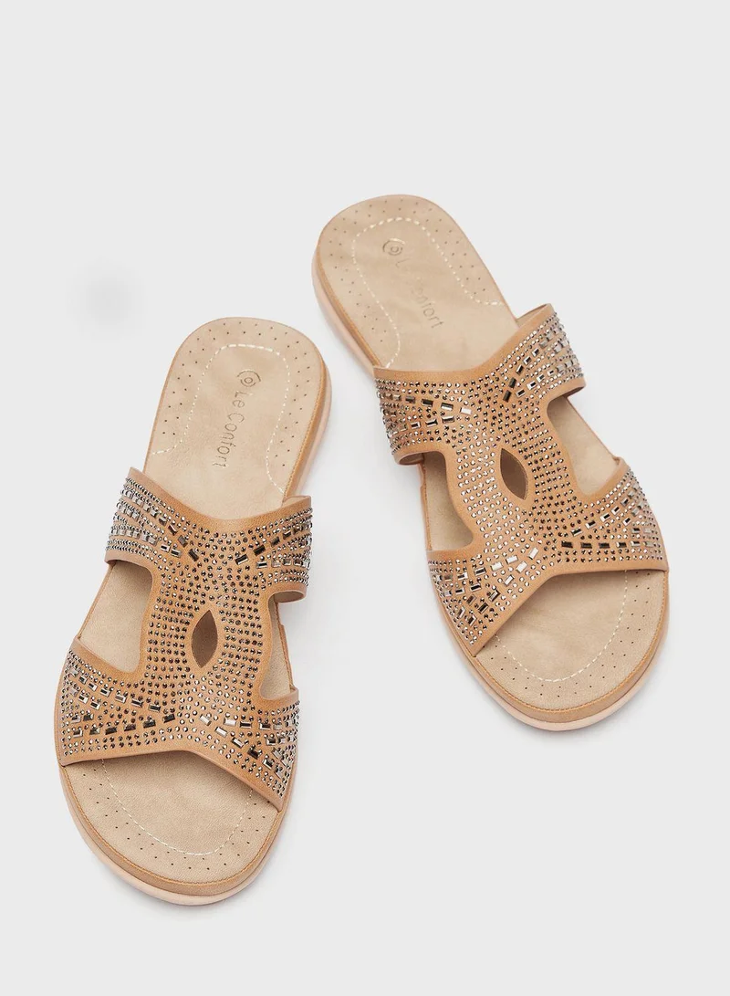 لو كونفورت Side Strap Flat Sandal
