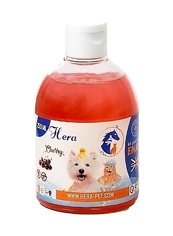 هيرا شامبو للقطط والكلاب برائحة الكرز – ضد القراد والبراغيث والعث – 250 مل - Image 1