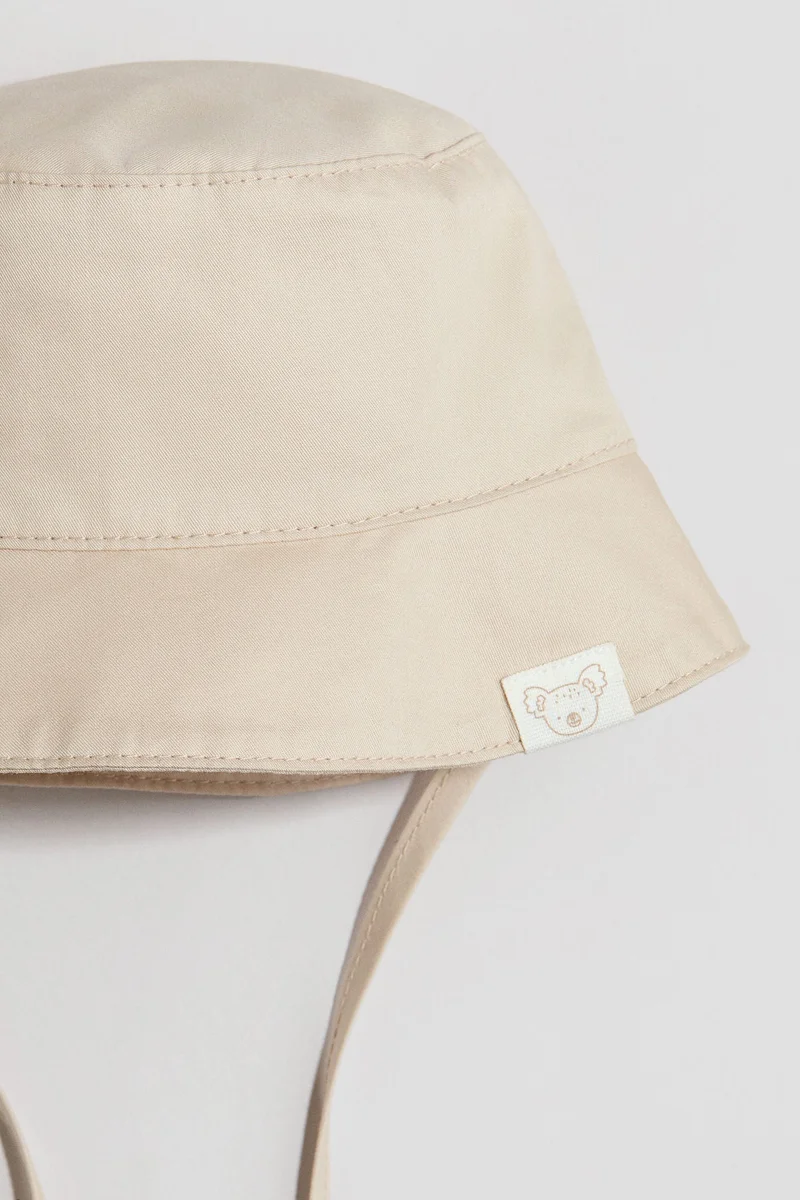 اتش اند ام قبعة باكت من القطن