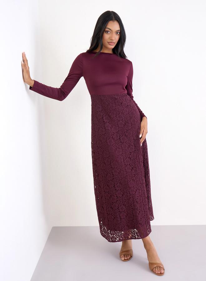 Styli Women Burgundy Solid Lace Long Sleeves Sheath Maxi Dress - Image 2