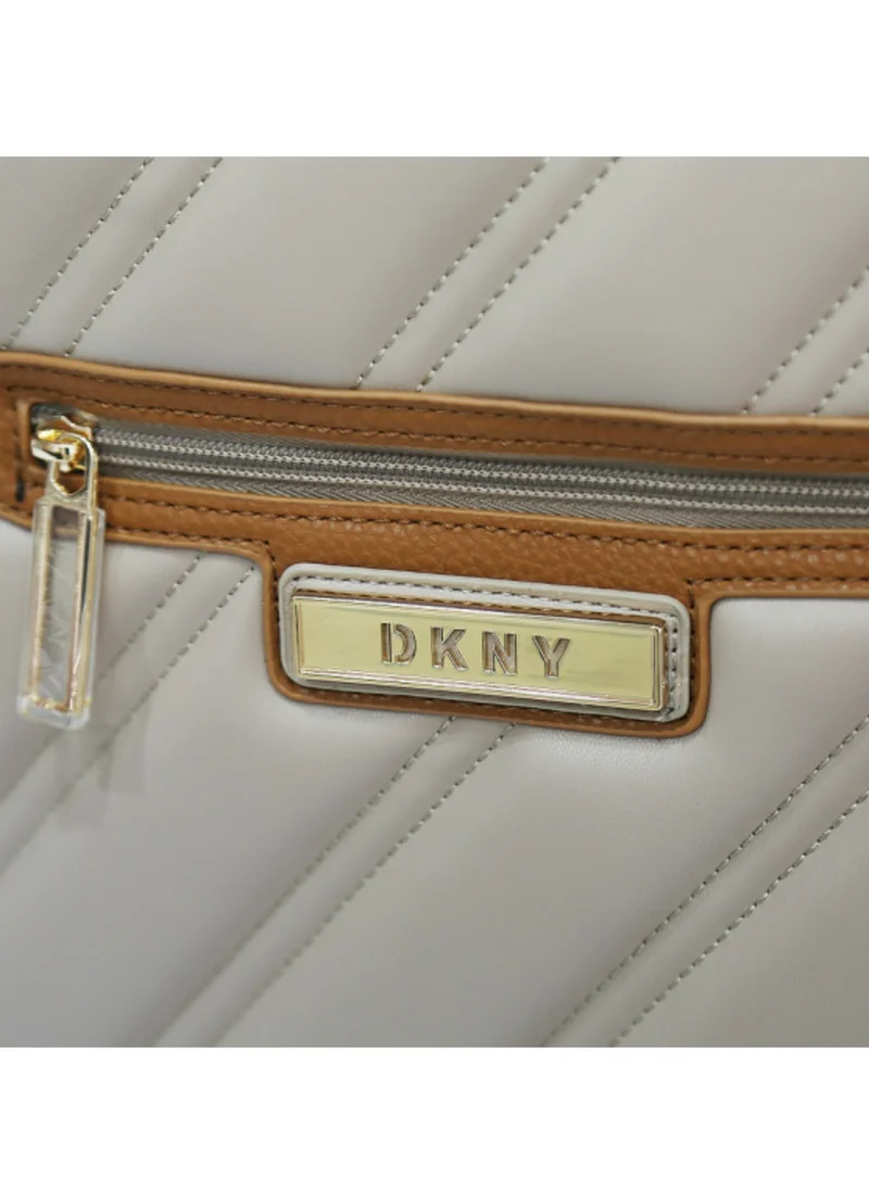 دكني حقيبة ظهر للكمبيوتر المحمول DKNY Bias Business Travel Daypack للنساء والفتيات (كابتشينو)