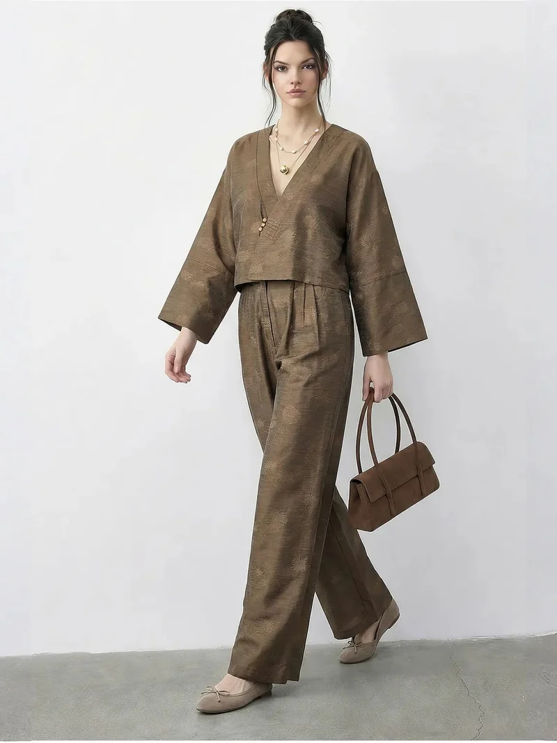 بيانكو لوتشي LUCCI Floral V-Neck Oversized Kimono and Wide Leg Pants Set