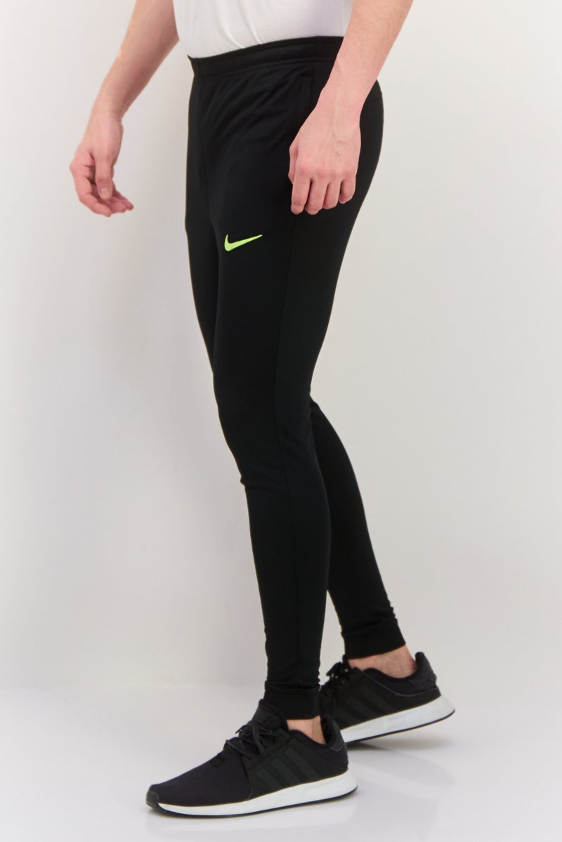 Nike Men Slim Fit Brand Logo Training Sweatpants, Black - Image 4