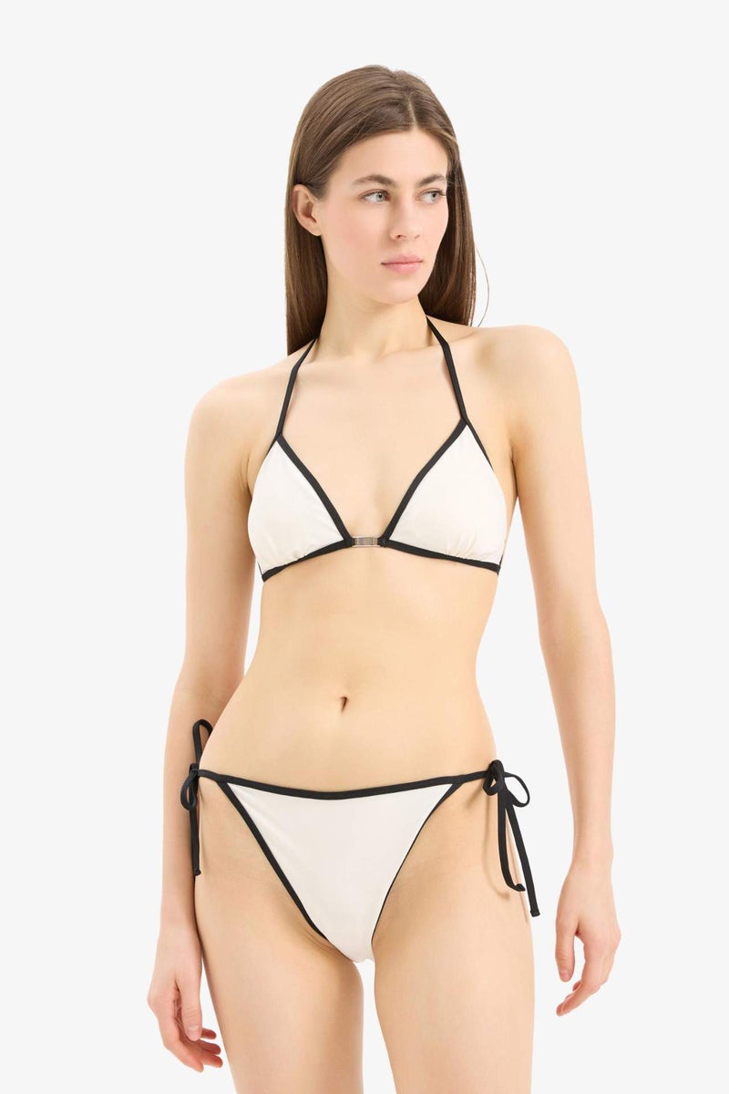 DeFacto Fall in Love Regular Fit Bikini Bottom - Image 1