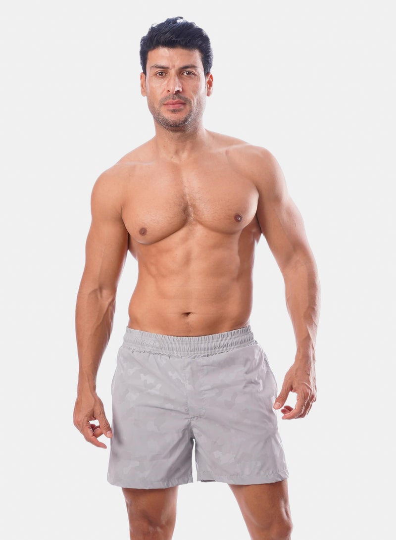 وايت ايجل شورت سباحة مزود ببطانة ضغط داخلية وحقيبة متناسقة - Image 4