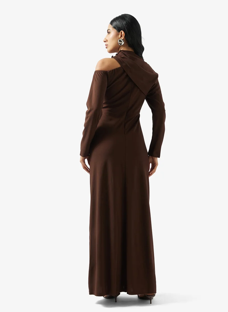 جولدن ابل فستان ماكسي بتصميم مطوي