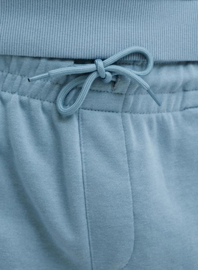 JJ Rebel JJ REBEL Solid Mid Rise Regular Fit Shorts