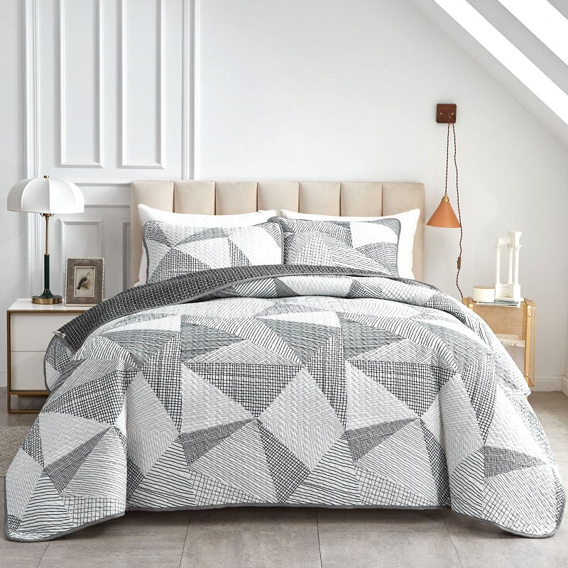 Joyreap Joyreap 3 Pieces Quilt Set FullQueen Geometrical Triangle White Pattern Smooth Soft Microfiber Quilt Bedspread Bed Cover for All Season 1 Quilt and 2 Pillow Shams 90x90 inches 