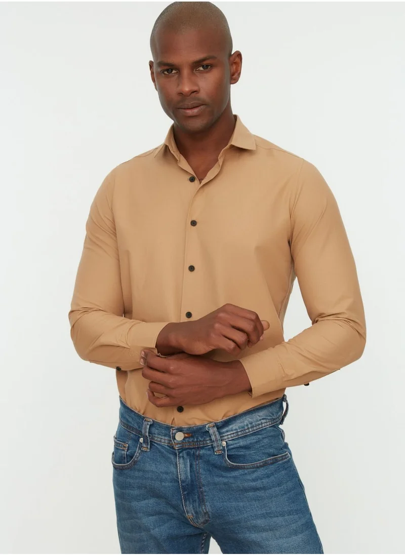 trendyol Essential Slim Fit Shirt