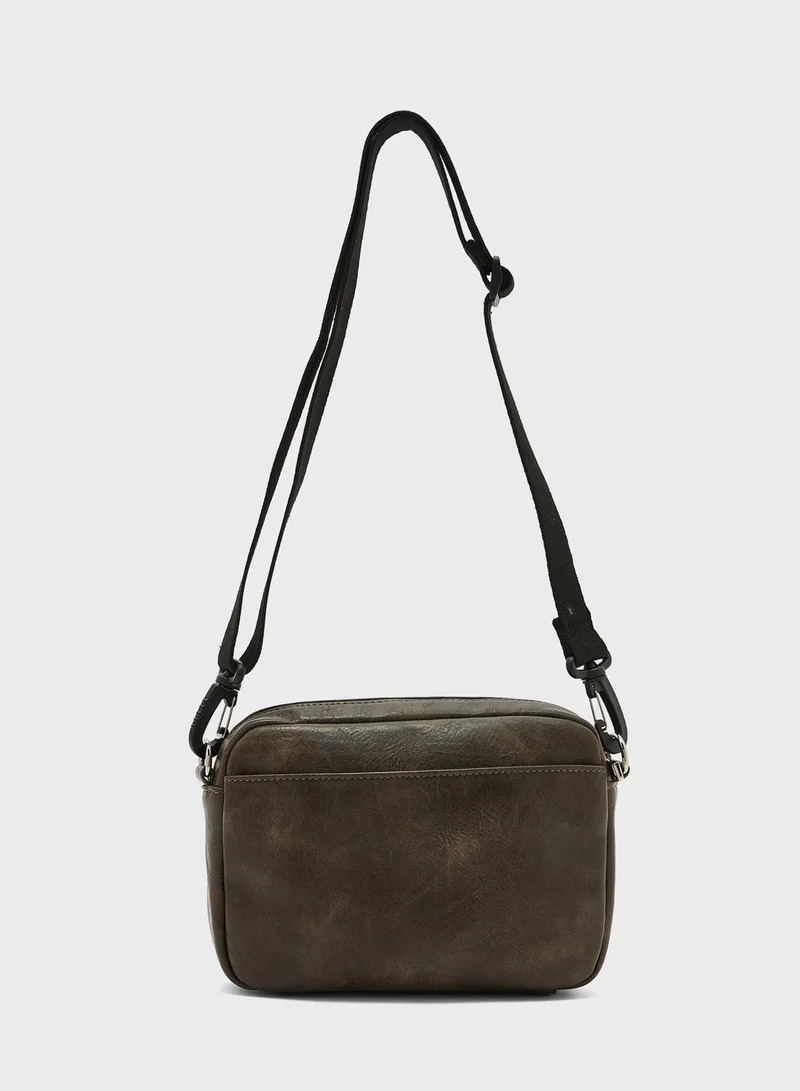 CALL IT SPRING Essential Cross Body