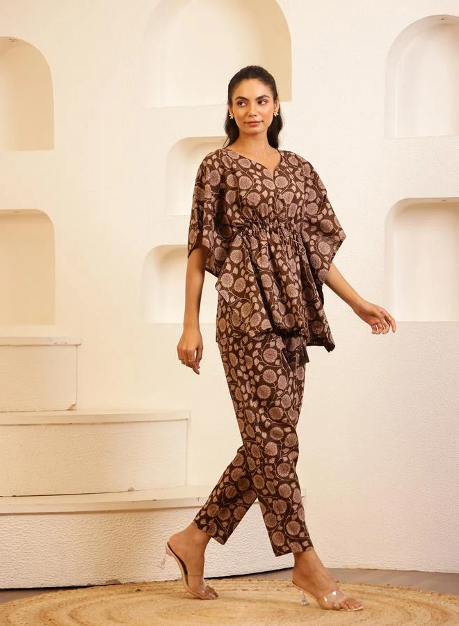 sanskrutihomes Brown Floral Drawstring Cotton Top and Pyjama Set