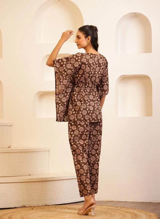 sanskrutihomes Brown Floral Drawstring Cotton Top and Pyjama Set