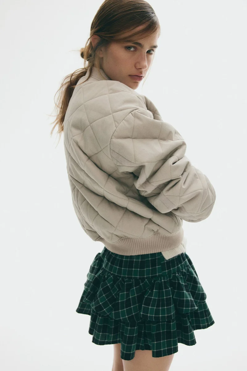 اتش اند ام جاكيت بومر بتصميم محشو