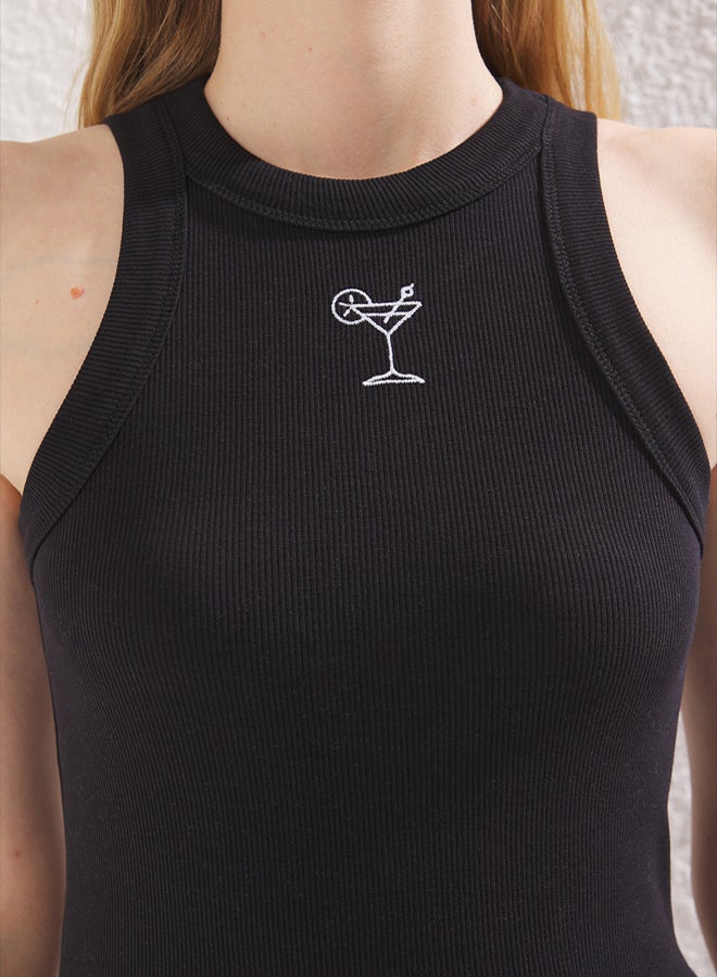 trendyol Black Embroidered Halter Neck Regular Length Fitted Flexible Knitted Undershirt - Image 4