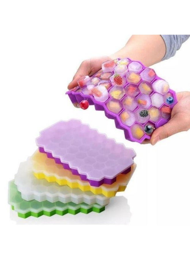 Flexible silicone honeycomb ice cube tray with lid (37 cavities); soft, freezer-safe, and designed for making small ice cubes (multicolored). - Image 5