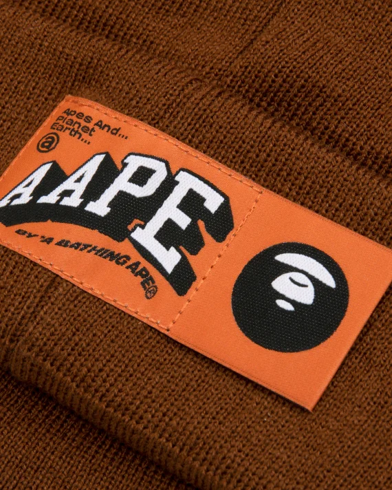ايه ايه بي إي Moonface logo patch beanie