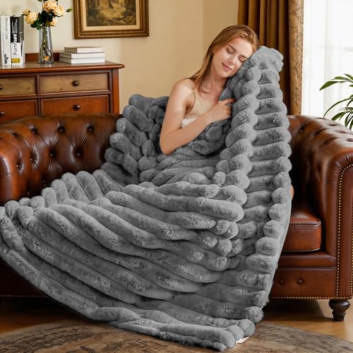 VFROO Faux Fur Throw Blanket for Couch, 850GSM Cozy Soft Plush Thick Striped Luxury Blanket for Sofa Living Room Bedroom,50 * 60 Inches, Grey - Image 1