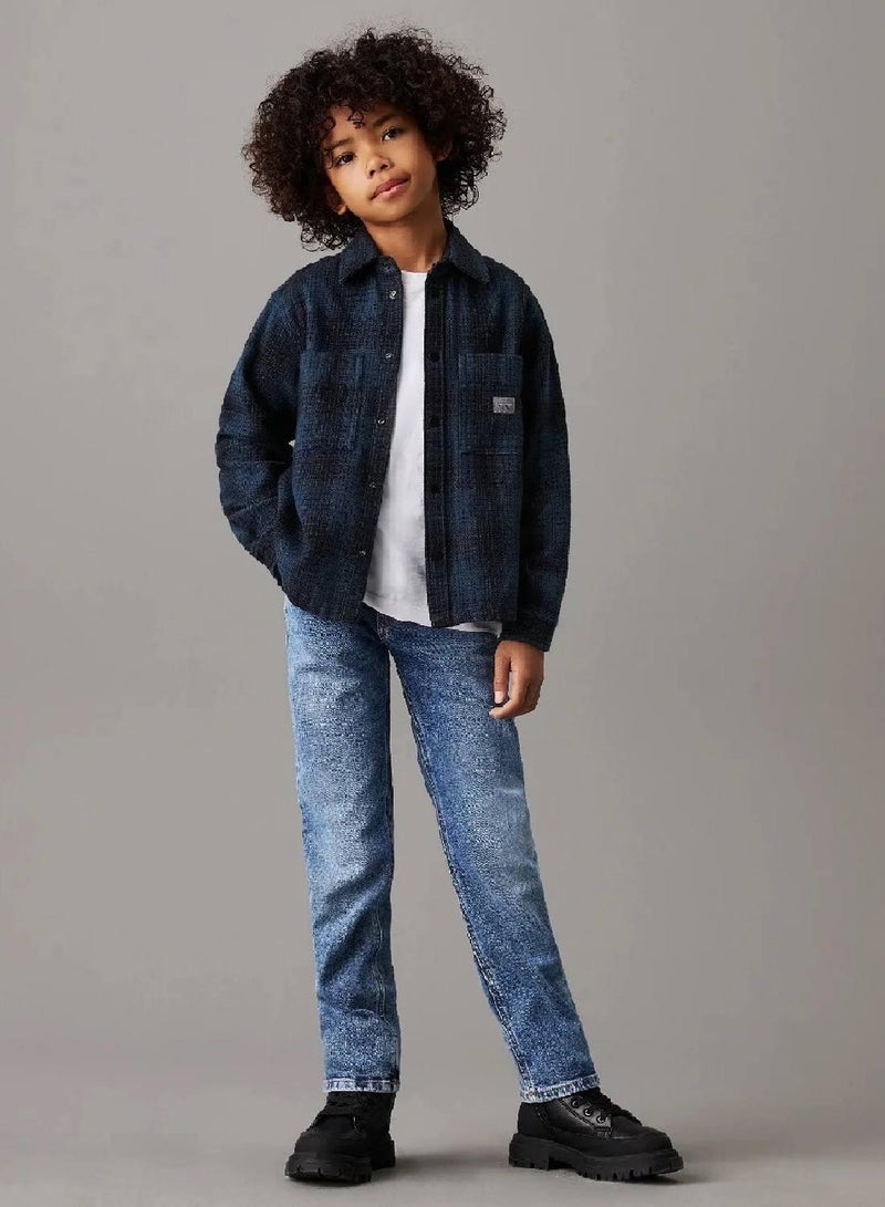 كالفن كلاين جينز بنطال جينز بقصة مستقيمة وخصر متوسط الارتفاع - Image 4