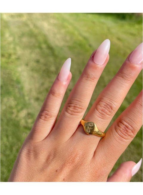 Minimal Flower Ring