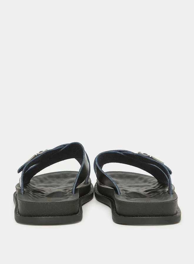 Styli Buckle Detail Criss Cross Strap Sandals