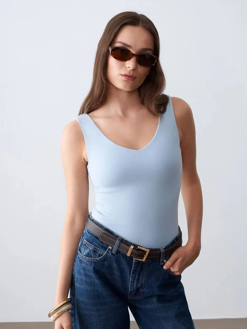 ديلفين DILVIN Women's Sleeveless V-neck Slim-fit Blouse