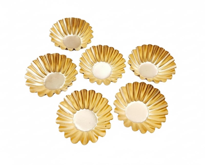 PRANSUNITA Candle Making Metal Urli – 3 inch- Designer Mold- for DIY Candle Making - Tea-Light Candles- Diwali Home Décor – 5 pcs – Golden Color - Small urli - Image 1