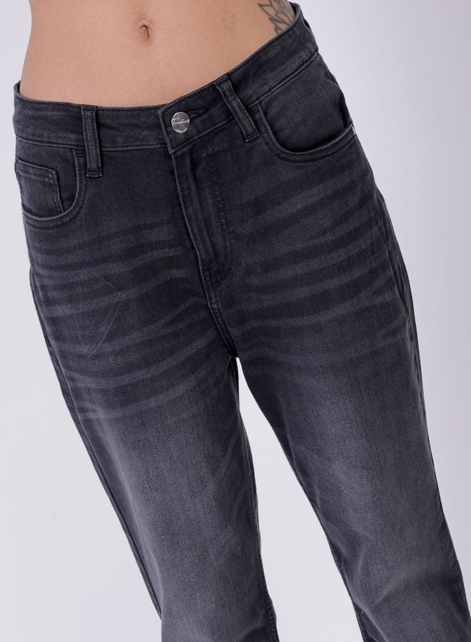 Freehand Women Straight Fit Solid Mid Rise Jeans - Image 5