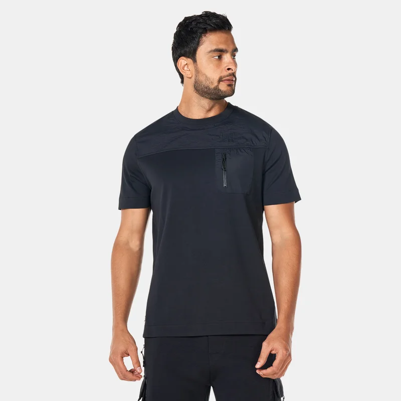 Sun and Sand Sports Men's Hybrid Pocket T-Shirt