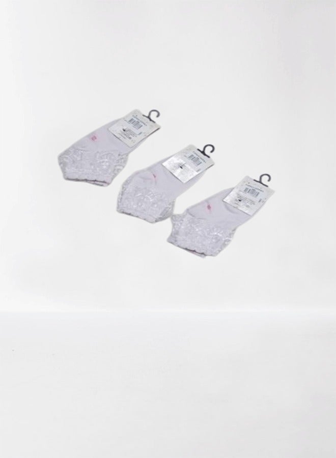 Set of 3 Girls White Lace Socks - Image 3