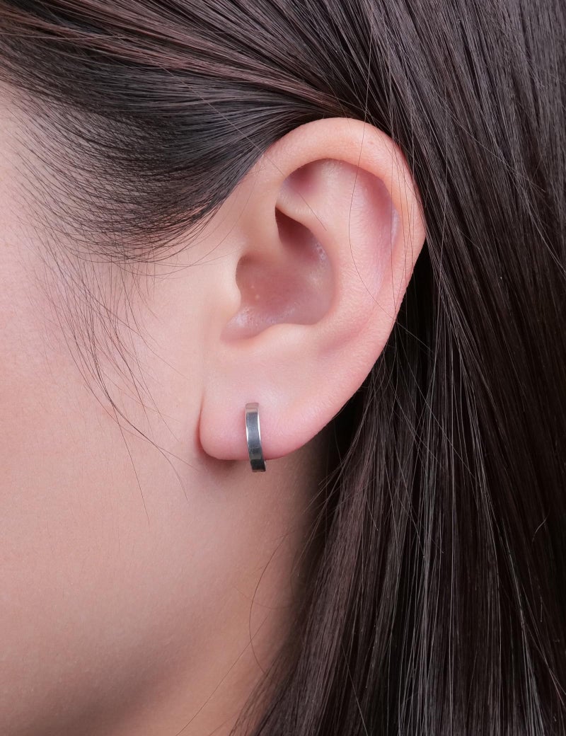 Limerencia G23 Pure Titanium Hypoallergenic Huggie Hoop Earrings for Women Sensitive Ears (8 Millimeters, Silver) - Image 5