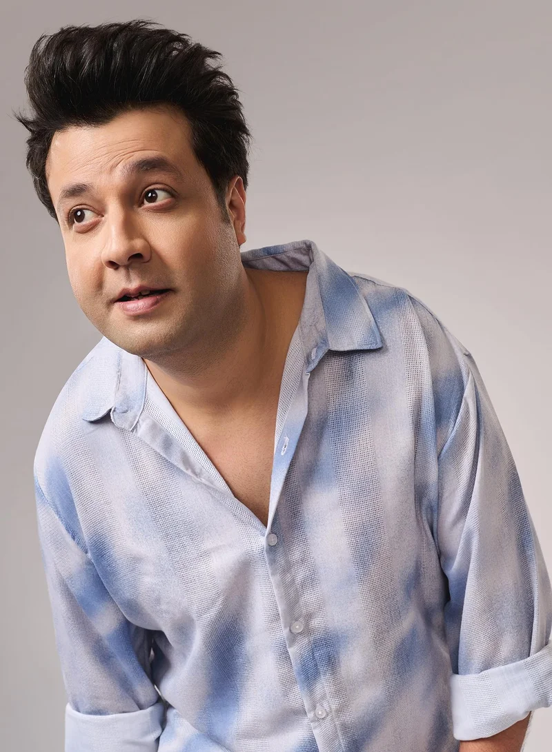 Instafab Plus Men's Admiral Blue Dunes-Tactile Regular Shirt For Casual Wear | Spread Collar | Long Cuffed Sleeves | Button Closure | Plus Size Shirt Crafted With Comfort Fit For Everyday Wear