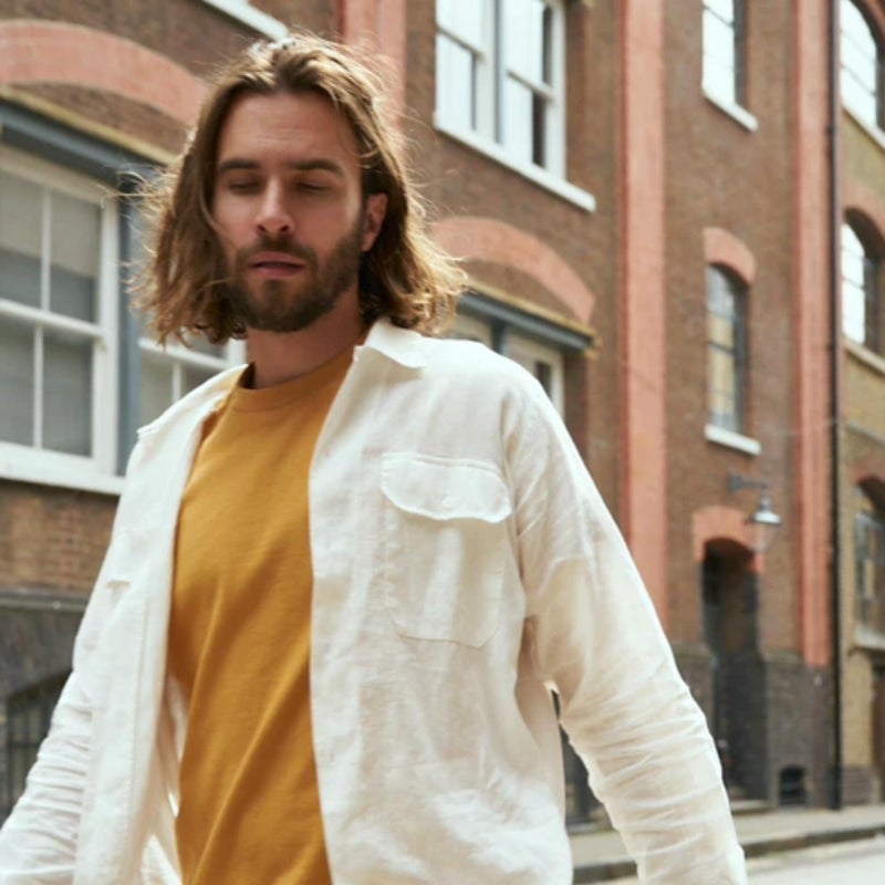 Davines Pasta & Love Men's Hydrating and Protective Pre-Shaving Plus Beard Oil, Weightless and Residue-Free, 1.69 fl. Oz. - Image 4