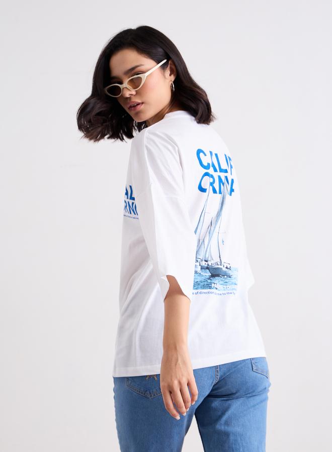 ستايلي تيشيرت فضفاض بطبعة كتابة وياقة دائرية - Image 5