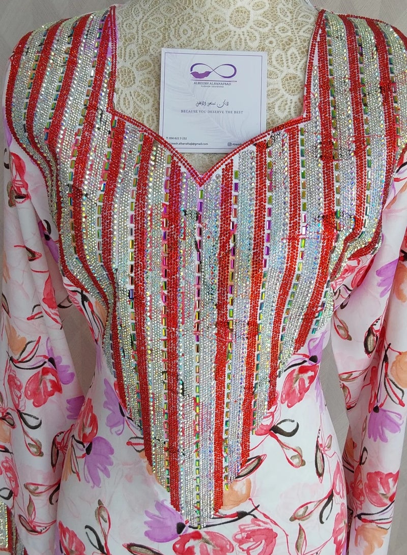 الريش البنفسجي  ALREESH  25 MUKHAWER GULF EMBROIDERY WITH HIS OWN HANDS READY-MADE - Image 1