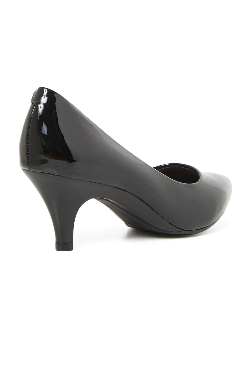 Beira Rio  BEIRA RIO Low Heel Shoes for Ladies – BLACK Shoes with Slip On | Comfortable PU Upper & TPR Sole for Women | Best Price UAE