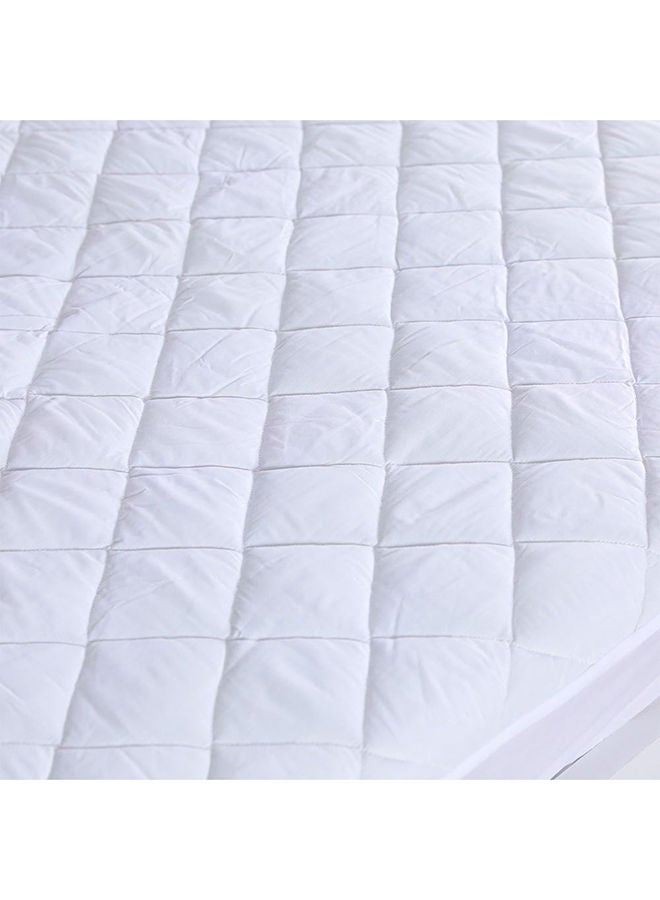 DANUBE HOME Quilted Mattress Protector King Size Poly Cotton  Zippered Hypoallergenic Mattress Encasement For Bedroom  L 180 X W 200X H 30 Cm  White - Image 4
