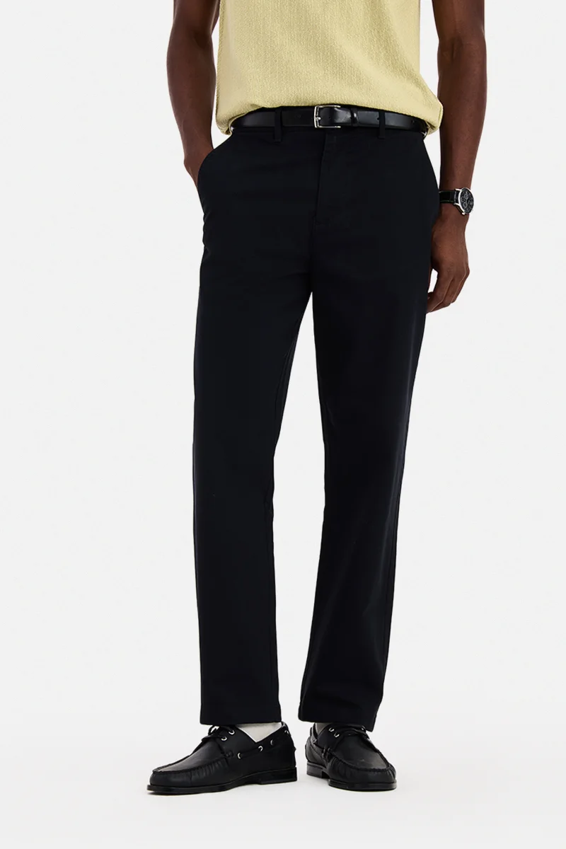 SNITCH Black Solid Regular Fit Casual Trousers