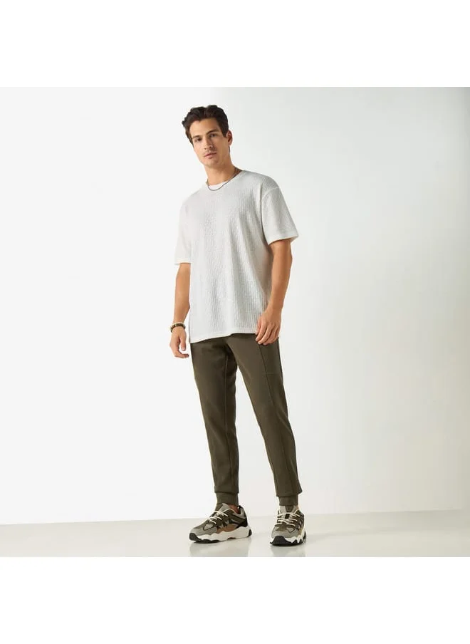 Iconic Iconic Solid Slim Fit Joggers with Drawstring Closure and Pockets
