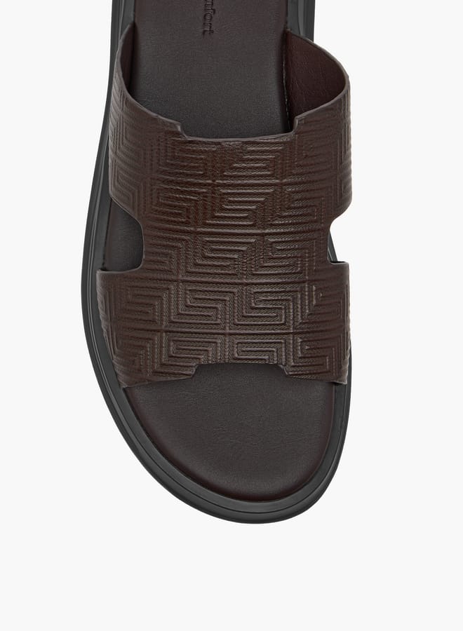 Le Confort Men's Cutout Detail Slip-On Sandals  - Image 3