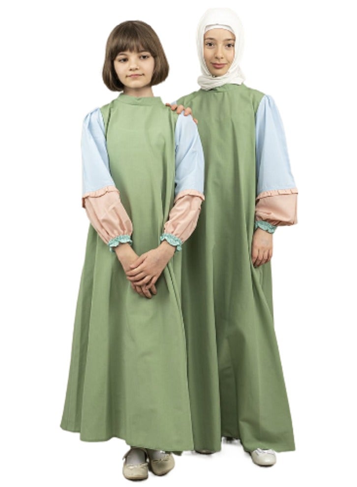 Lamora Young Girls long layers sleeves maxi Arabic Style Dress with zero neckline, for summer Green - Image 1