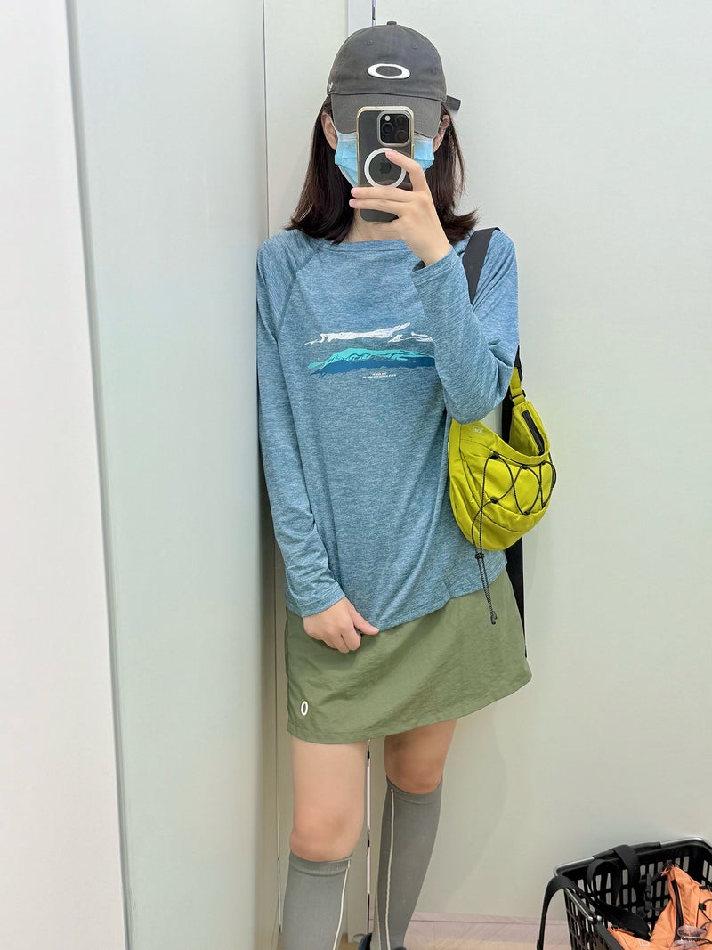Unisex Lightweight Quick-Dry Hooded Long Sleeve T-Shirt - Image 2