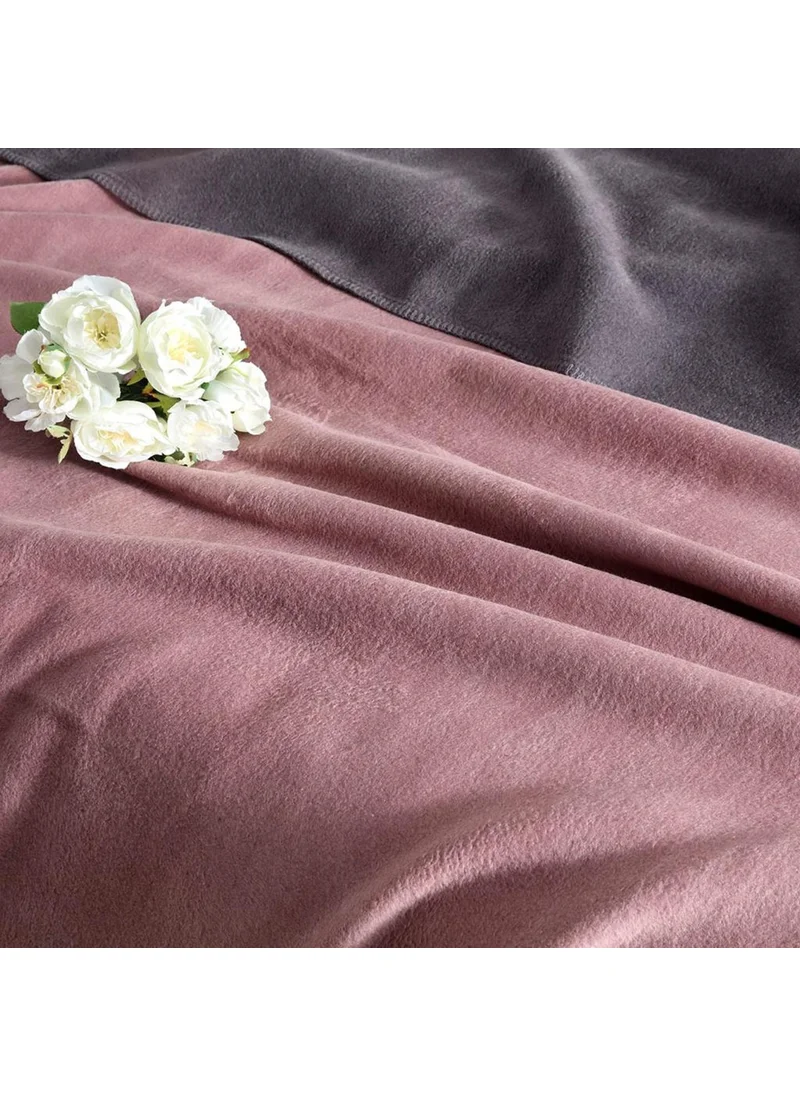 Linens Gloria Double Blanket